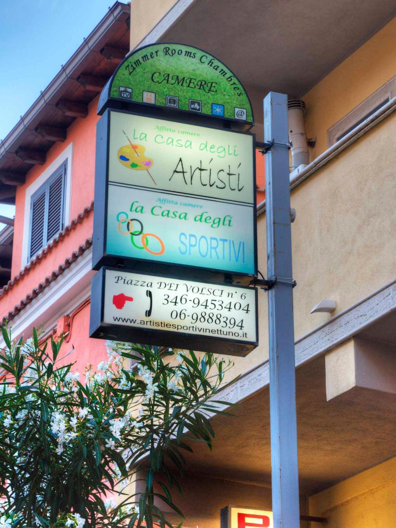 Отель La Casa Degli Artisti 1 Неттуно Экстерьер фото